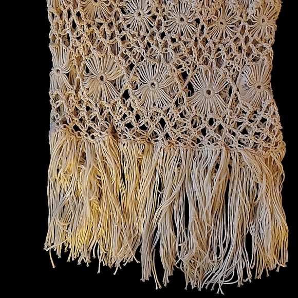 F21 - SM Boho Cream Crochet Tank Top/Coverup - Picture 3 of 7